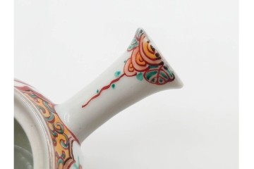 湖東焼　赤絵　華やかな松竹梅図の茶器セット　外箱付き　(R-090232)