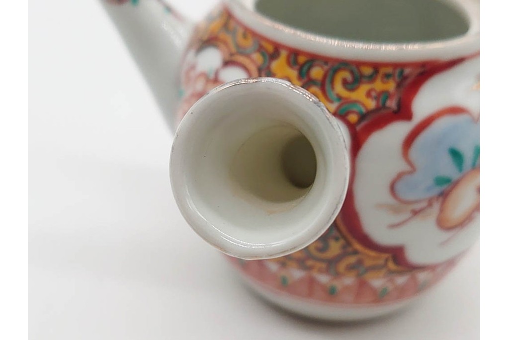 湖東焼　赤絵　華やかな松竹梅図の茶器セット　外箱付き　(R-090232)