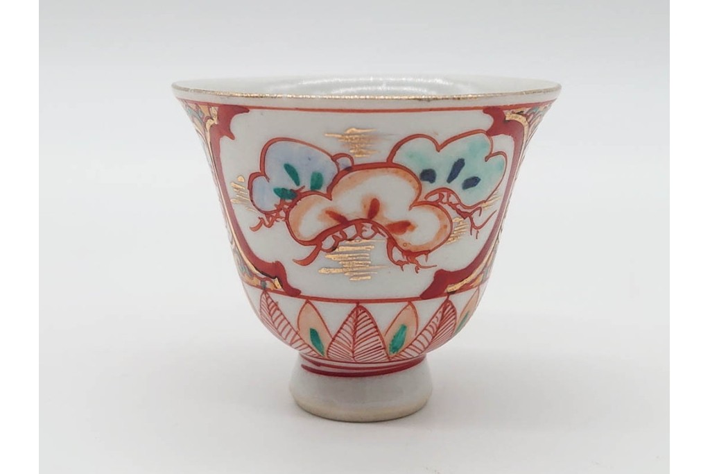 湖東焼　赤絵　華やかな松竹梅図の茶器セット　外箱付き　(R-090232)