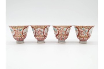 湖東焼　赤絵　華やかな松竹梅図の茶器セット　外箱付き　(R-090232)