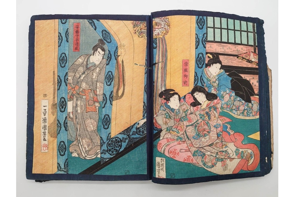 真作　浮世絵　歌川国芳・国貞・貞秀など　大蛇・妖狐・小李廣花栄・浪裡白跳張順・鬼若丸の鯉退治　3枚続を含む木版画帳　(R-090237)