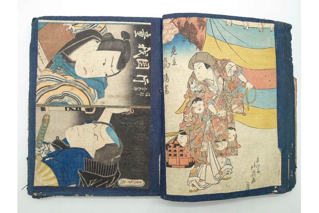 真作　浮世絵　歌川国芳・国貞・貞秀など　大蛇・妖狐・小李廣花栄・浪裡白跳張順・鬼若丸の鯉退治　3枚続を含む木版画帳　(R-090237)