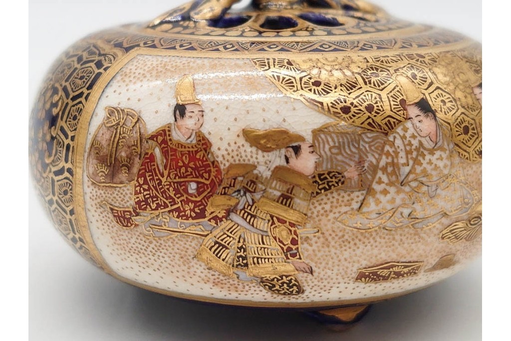 錦光山造　薩摩錦手　人物図　見事な金襴手が施された香炉　外箱付き　(R-090242)