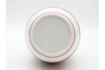 十二代 酒井田柿右衛門　本人作　有田焼　濁手　高さ約25cm　鮮やかな亀甲文様が目を引く花瓶　共箱付き　(R-090246)