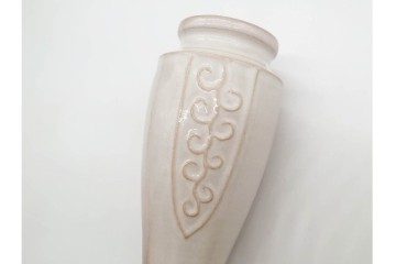 十五代 坂倉新兵衛(正治)　萩焼　高さ約21cm　上品な萩末広置花入　共箱付き　(R-090249)
