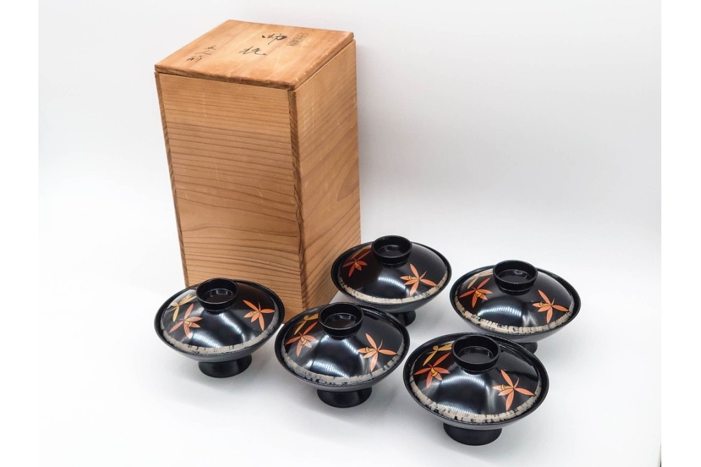 輪島塗　蒔絵　上品な蘭文のお椀5点セット　外箱付き　(R-090257)