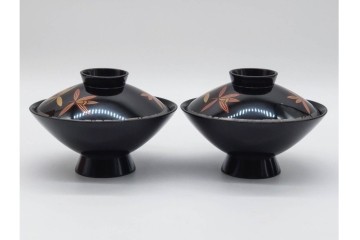 輪島塗　蒔絵　上品な蘭文のお椀5点セット　外箱付き　(R-090257)