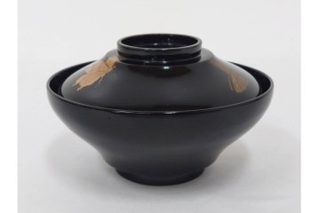 大正期　木製　漆器　艶やかな黒漆塗に菊蝶蒔絵を施した吸物椀10点セット　外箱付き　(R-090259)