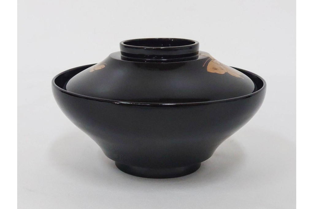 大正期　木製　漆器　艶やかな黒漆塗に菊蝶蒔絵を施した吸物椀10点セット　外箱付き　(R-090259)