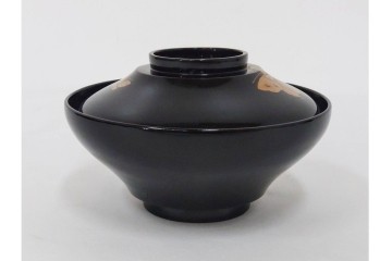 大正期　木製　漆器　艶やかな黒漆塗に菊蝶蒔絵を施した吸物椀10点セット　外箱付き　(R-090259)