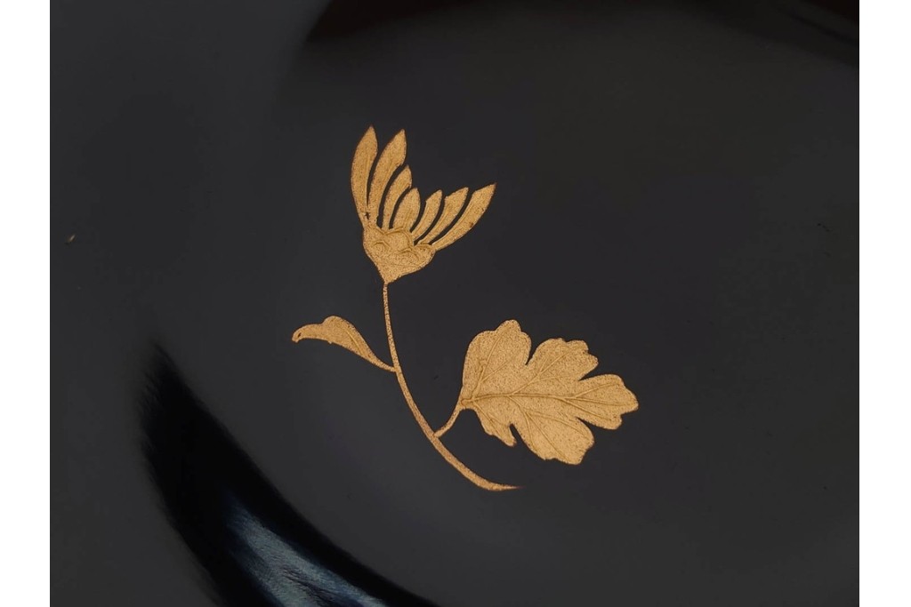 大正期　木製　漆器　艶やかな黒漆塗に菊蝶蒔絵を施した吸物椀10点セット　外箱付き　(R-090259)