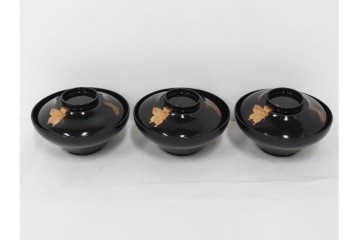 大正期　木製　漆器　艶やかな黒漆塗に菊蝶蒔絵を施した吸物椀10点セット　外箱付き　(R-090259)