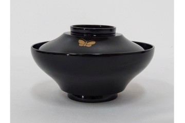 大正期　木製　漆器　艶やかな黒漆塗に菊蝶蒔絵を施した吸物椀10点セット　外箱付き　(R-090260)