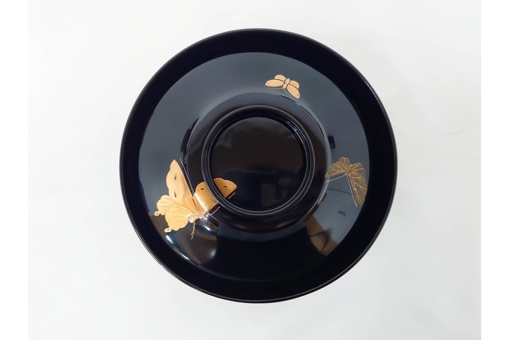 大正期　木製　漆器　艶やかな黒漆塗に菊蝶蒔絵を施した吸物椀10点セット　外箱付き　(R-090260)