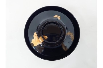 大正期　木製　漆器　艶やかな黒漆塗に菊蝶蒔絵を施した吸物椀10点セット　外箱付き　(R-090260)