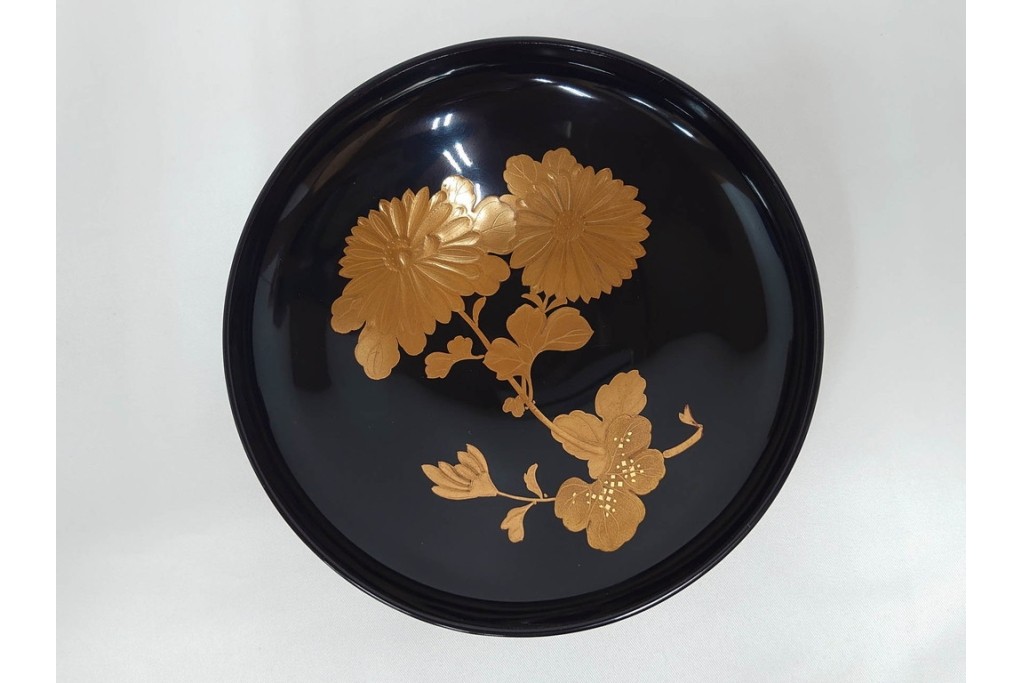 大正期　木製　漆器　艶やかな黒漆塗に菊蝶蒔絵を施した吸物椀10点セット　外箱付き　(R-090260)