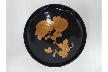 大正期　木製　漆器　艶やかな黒漆塗に菊蝶蒔絵を施した吸物椀10点セット　外箱付き　(R-090260)