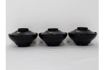 大正期　木製　漆器　艶やかな黒漆塗に菊蝶蒔絵を施した吸物椀10点セット　外箱付き　(R-090260)