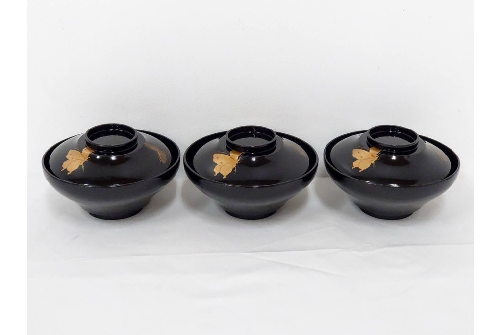 大正期　木製　漆器　艶やかな黒漆塗に菊蝶蒔絵を施した吸物椀10点セット　外箱付き　(R-090260)