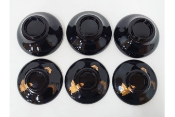 大正期　木製　漆器　艶やかな黒漆塗に菊蝶蒔絵を施した吸物椀10点セット　外箱付き　(R-090260)