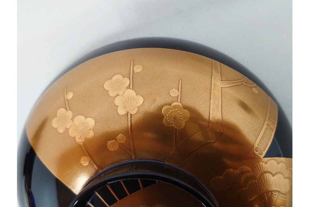 輪島塗　稲忠漆芸堂謹製　田崎昭一郎　気品漂う扇面松竹梅蒔絵の吸物椀5点セット　共箱付き　(R-090261)