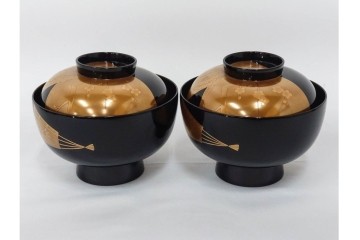 輪島塗　稲忠漆芸堂謹製　田崎昭一郎　気品漂う扇面松竹梅蒔絵の吸物椀5点セット　共箱付き　(R-090261)