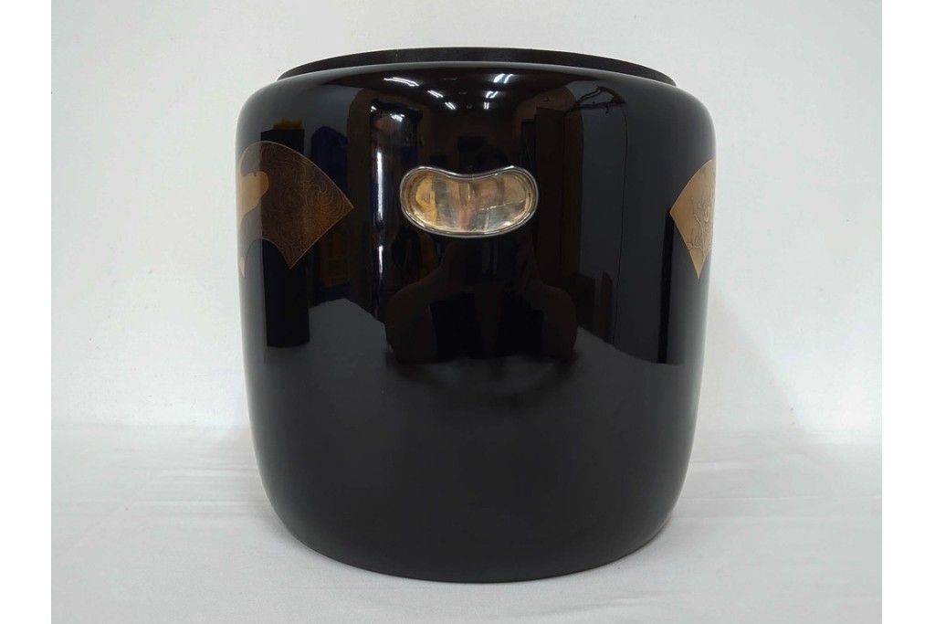 木製　漆器　扇面草花　蒔絵や螺鈿が施された上品な火鉢　外箱付き　(R-090264)
