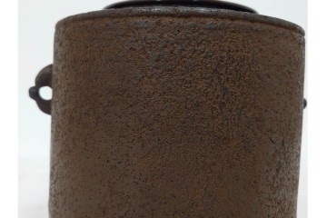 釜師 十二代 和田美之助　格調高い筒釜　共箱付き　(R-090265)