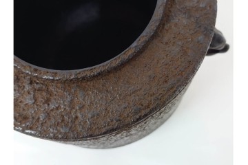 釜師 十二代 和田美之助　格調高い筒釜　共箱付き　(R-090265)