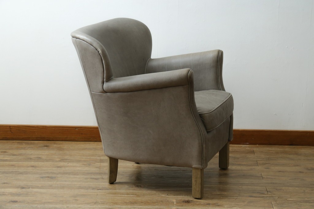 中古　HALO(ハロ)　FAT LUXE(ファット リュクス)　GREEN WHICH ARM CHAIR(グリーンウィッチアームチェア)　本革　包み込むような背もたれが魅力のアームチェア　(R-090271)