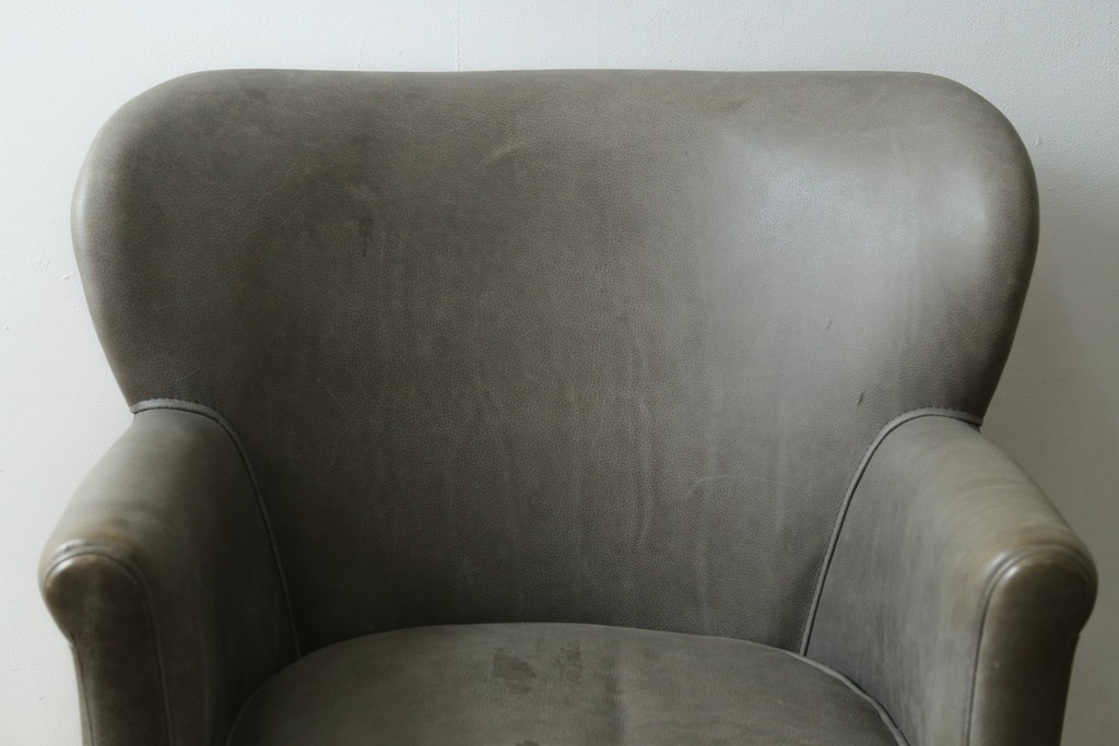 中古　HALO(ハロ)　FAT LUXE(ファット リュクス)　GREEN WHICH ARM CHAIR(グリーンウィッチアームチェア)　本革　包み込むような背もたれが魅力のアームチェア　(R-090271)