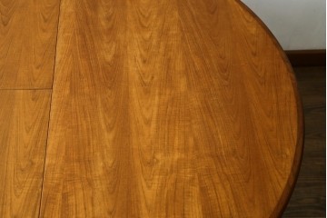 イギリスヴィンテージ　G-PLAN(ジープラン)　Fresco(フレスコ)　チーク材　ナチュラルな円形エクステンションテーブル　(R-090279)
