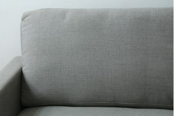中古　美品　FRITZ HANSEN(フリッツハンセン)　ピエロ・リッソーニ(Piero Lissoni)デザイン　PL112S　洗練されたフォルムの2人掛けソファ　定価約110万円　(R-090280)