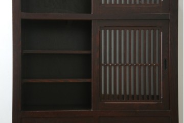 中古　美品　栗材　上質な和の空間を演出する水屋箪笥　(R-090281)