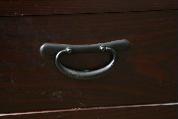 中古　美品　栗材　上質な和の空間を演出する水屋箪笥　(R-090281)