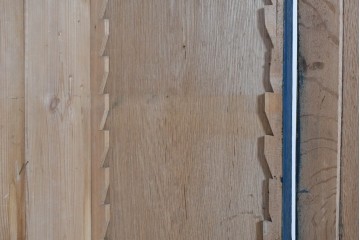 イギリスアンティーク　オーク材・パイン材　著名ペイント工房が手掛けた逸品!　クローゼットの中を覗き込んだようなペイントワードローブ・キャビネット　(R-090293)