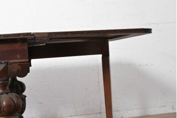 イギリスアンティーク　1920年頃　オーク材　アカンサス彫刻のバルボスレッグが美しいバタフライテーブル　(R-090306)
