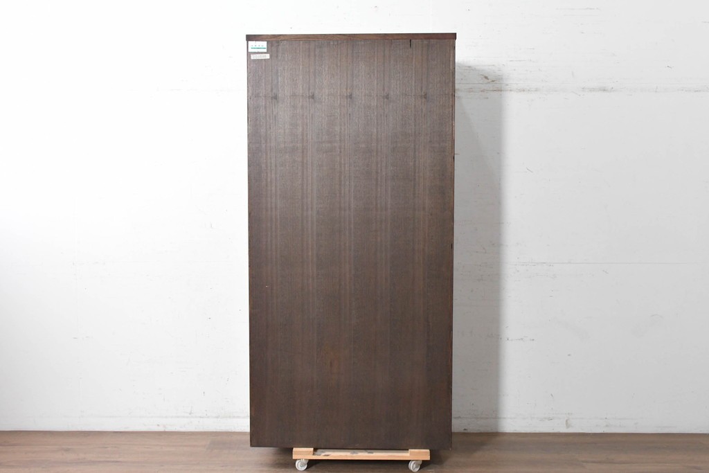 中古　美品　岩谷堂箪笥　力強い木目と飾り金具が目を引くキャビネット　(R-090310)