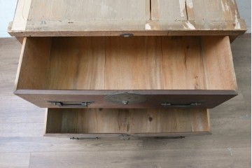 和製アンティーク　新潟産　大きな円形の金具が印象的なローチェスト　(R-090311)