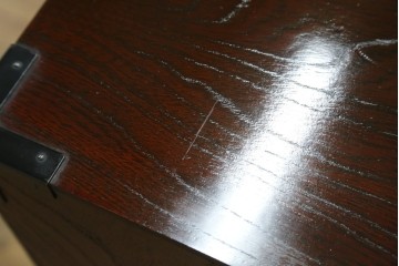 中古　美品　欅産業　仙台民藝箪笥(仙台箪笥)　漆塗り　牡丹金具が上質な雰囲気を醸し出す衣装箪笥　定価約50万円　(R-090313)