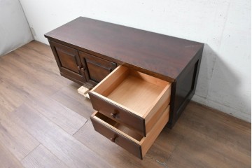 中古　松本民芸家具　和・洋どちらのお部屋にも取り入れやすい!　落ち着いた色合いと框組が魅力のローボード　(R-090314)