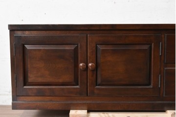 中古　松本民芸家具　和・洋どちらのお部屋にも取り入れやすい!　落ち着いた色合いと框組が魅力のローボード　(R-090314)