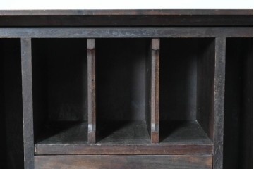 中古　美品　軽井沢彫り　繊細な桜の彫刻が美しいライティングビューロー　(R-090315)