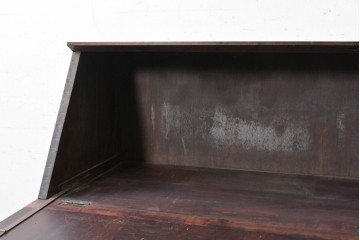 中古　美品　軽井沢彫り　繊細な桜の彫刻が美しいライティングビューロー　(R-090315)