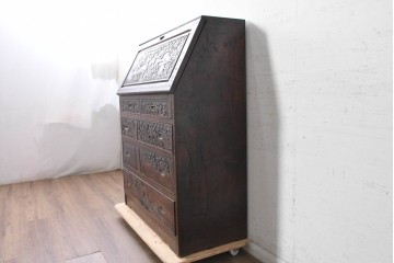 中古　美品　軽井沢彫り　繊細な桜の彫刻が美しいライティングビューロー　(R-090315)