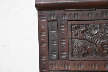 中古　美品　軽井沢彫り　繊細な桜の彫刻が美しいライティングビューロー　(R-090315)