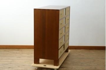 中古　伝統工芸品　加茂桐箪笥　箪笥の松本　モダンデザインの総桐チェスト　(R-090335)