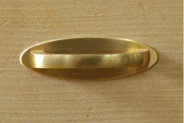 中古　伝統工芸品　加茂桐箪笥　箪笥の松本　モダンデザインの総桐チェスト　(R-090335)