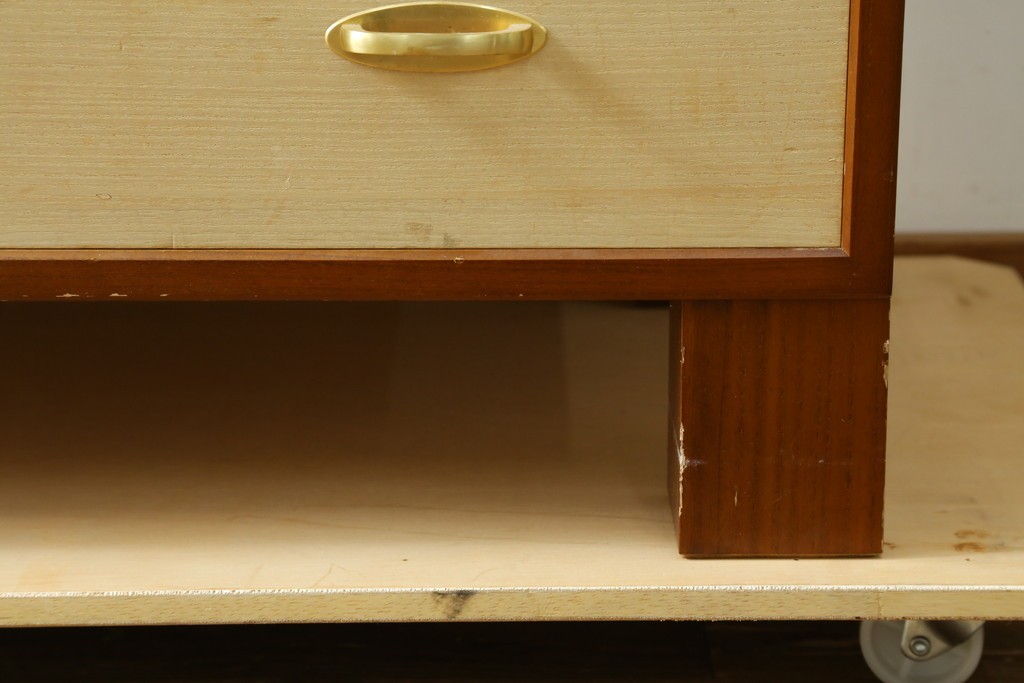中古　伝統工芸品　加茂桐箪笥　箪笥の松本　モダンデザインの総桐チェスト　(R-090335)