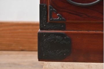 和製アンティーク　昭和初期　激レア　希少!!　龍虎の図を描いた手打ち金具が圧巻の仙台箪笥　(R-090336)